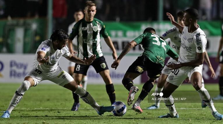 Banfield vs Santos, Copa Sudamericana 2022.