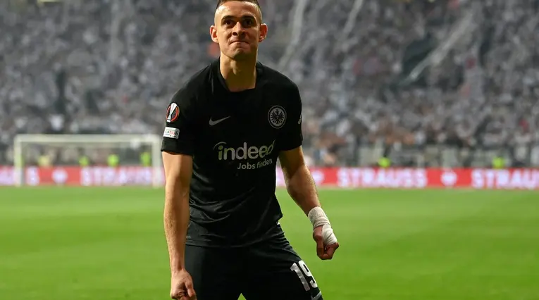Santos Borré con el Frankfurt 2022.