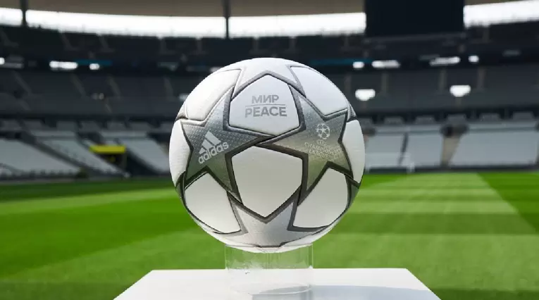 Balón de la Liga de Campeones 2022