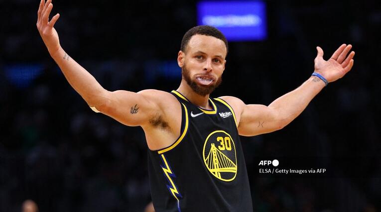 Stephen Curry - Golden State Warriors