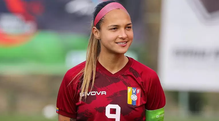 Deyna Castellanos - futbolista venezolana