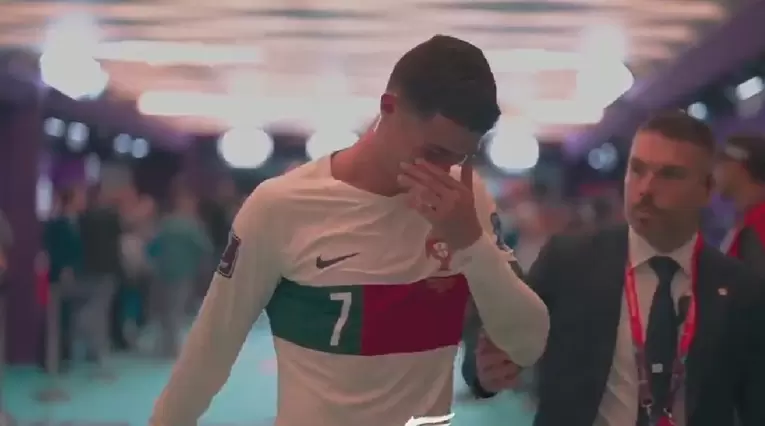 Cristiano Ronaldo llorando tras quedar eliminado con Portugal
