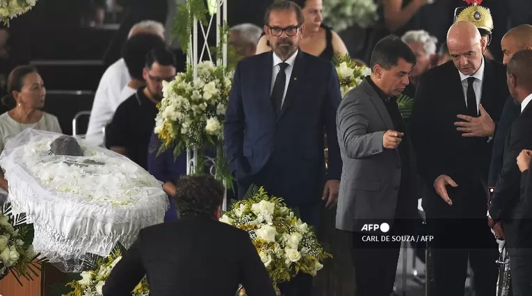 Gianni Infantino en el funeral de Pelé