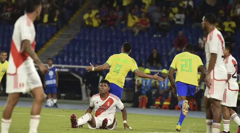Vítor Roque anotó el primer gol de Brasil en el  Sudamericano Sub-20
