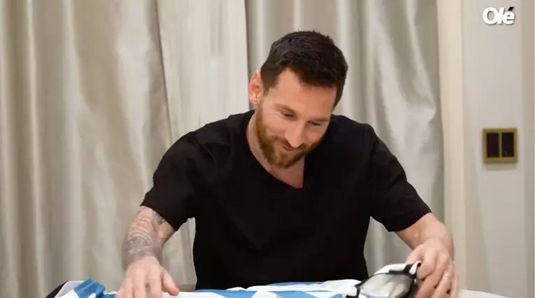 Messi y camiseta de Argentina