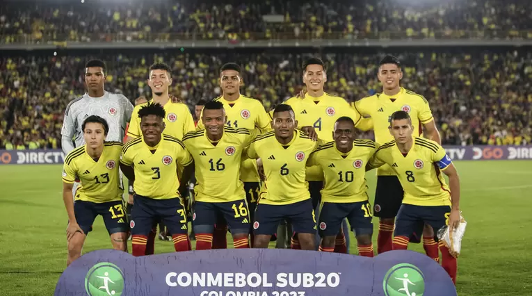 Selección Colombia en el partido ante Uruguay del Sudamericano sub 20