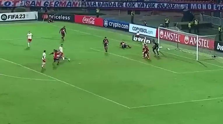 Gol de Inter vs Medellín Copa Libertadores