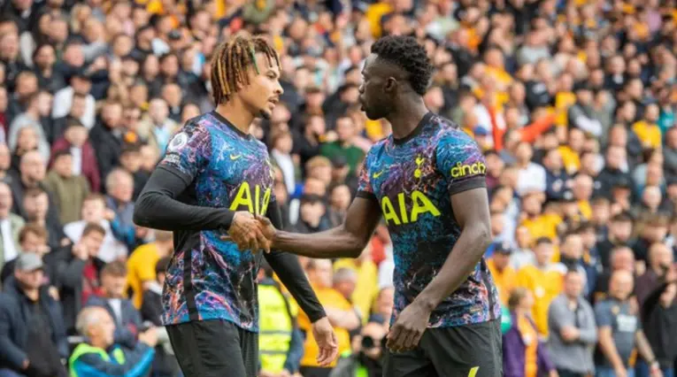Davinson Sánchez y Dele Alli durante su etapa en Tottenham