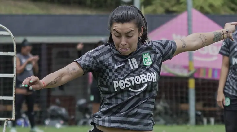 Yoreli Rincón en su primer entrenamiento con Nacional