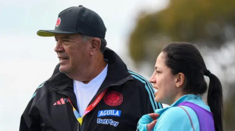 Nelson Abadía, técnico de la selección Colombia Femenina.
