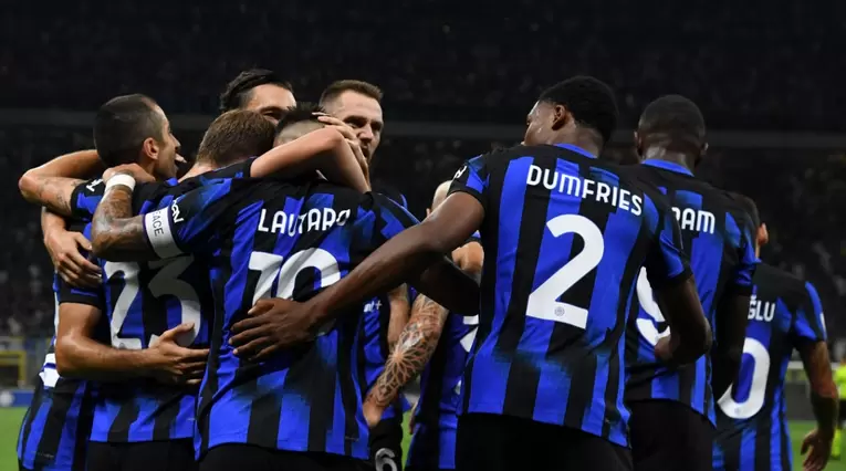 Inter de Milán dio un golpe de mercado a un día del cierre