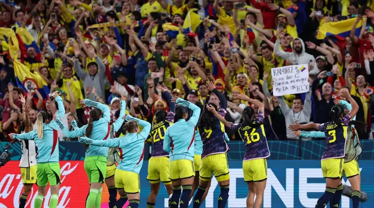 Hinchas de la Selección Colombia en el mundial femenino