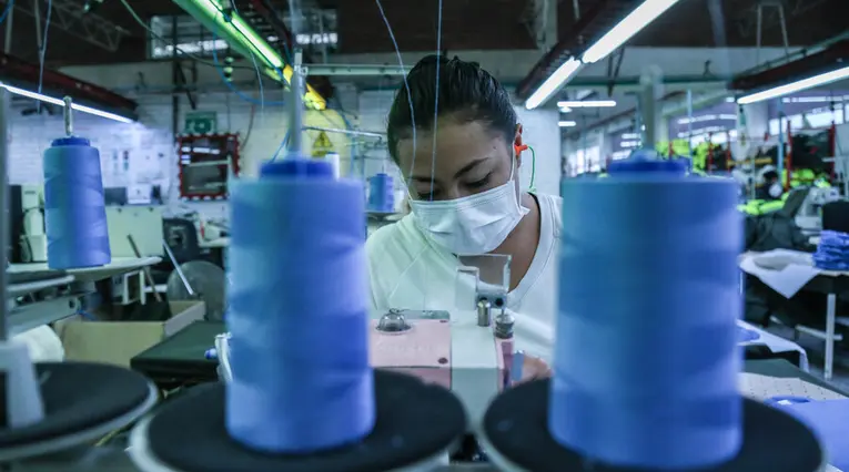 Días laborables serían solo tres en Colombia