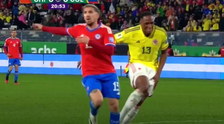 Yerry Mina lesionado en Chile vs. Colombia