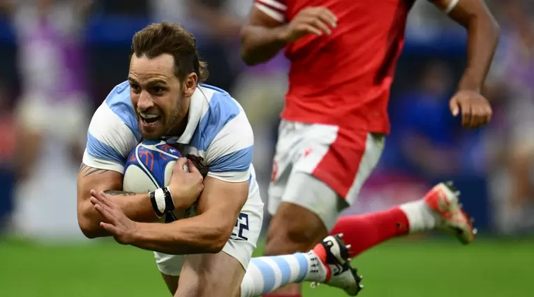 Argentina y Gales definieron al primer semifinalista del mundial de rugby