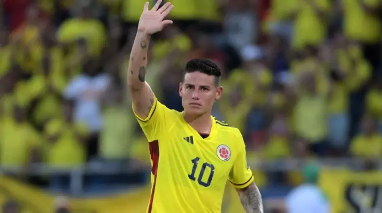 James no aguantó la frustración y señaló el objetivo ante Ecuador