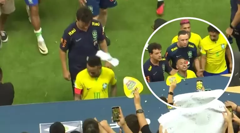 Video: Hinchas de Brasil abuchearon y le lanzaron botellas a Neymar