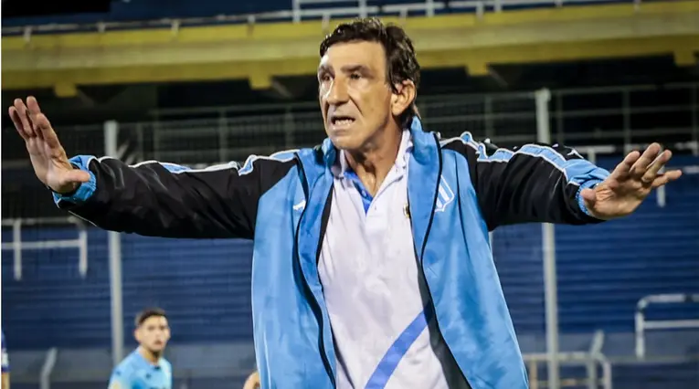 Mensaje de Gustavo Costas a Quintero y Martínez