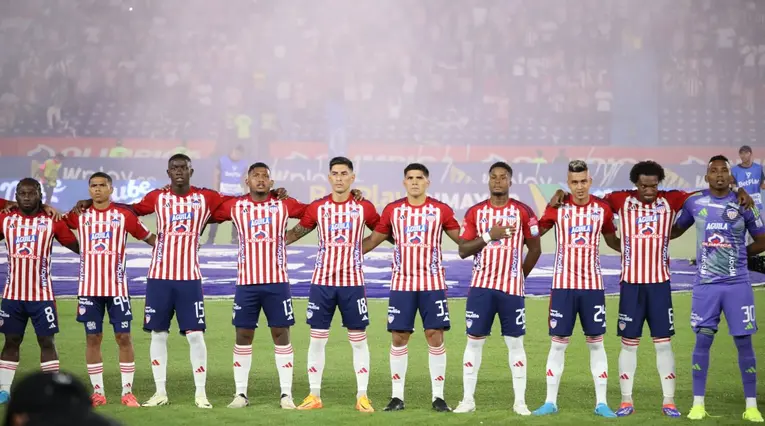 Llueven insultos a jugador de Junior