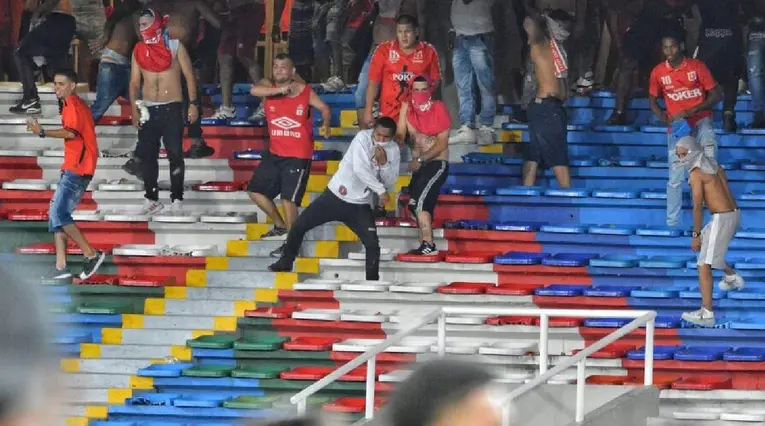 Hinchas de América en la final de Copa BetPlay