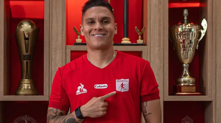América confirmó la fecha y rival para el debut de Juanfer Quintero
