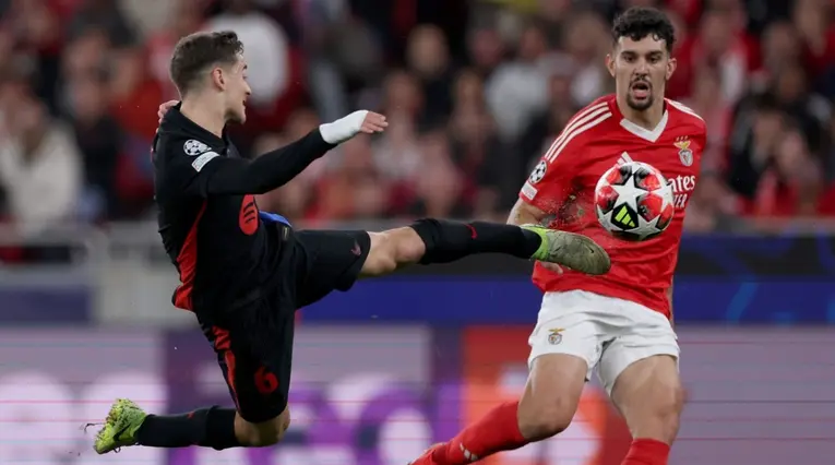 Benfica y Barcelona en duelo por Champions League 2024-2025