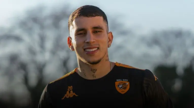 Gustavo Puerta con Hull City