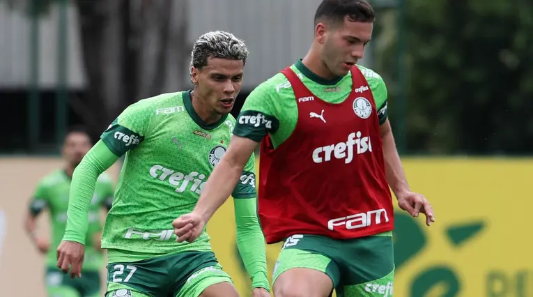 Richard Ríos con Palmeiras