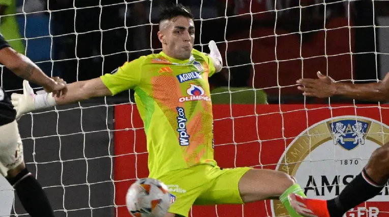 Santiago Mele, portero de Junior en la temporada 2025