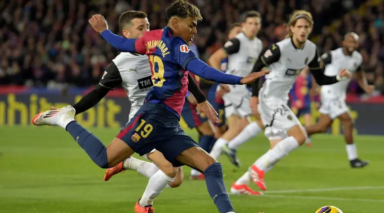 A qué hora y cómo VER EN VIVO Valencia vs Barcelona; Copa del REY 2025