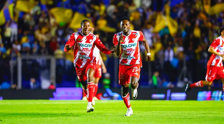 Necaxa a ritmo colombiano: Cambindo y Rosero anotaron ante América