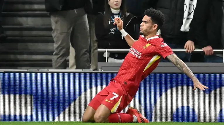 Luis Díaz con Liverpool