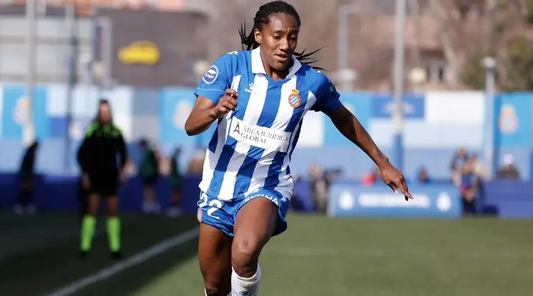 Daniela Caracas, futbolista colombiana