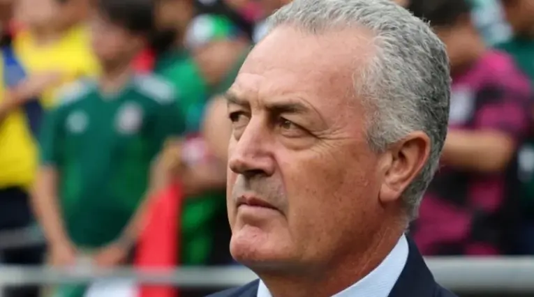 Gustavo Alfaro, ex técnico de Ecuador