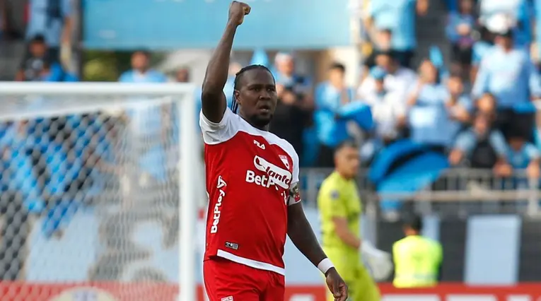 Hugo Rodallega rompe récord en la Copa Libertadores