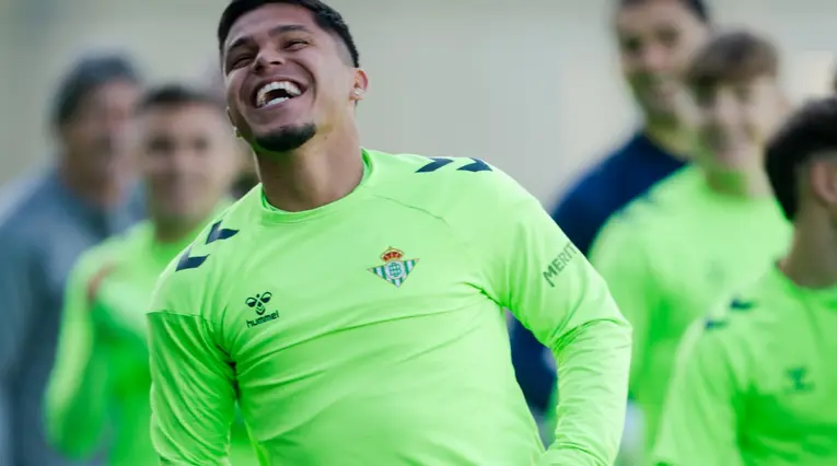 Juan Camilo Hernández, nuevo jugador del Betis