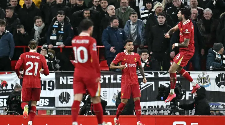 Liverpool, líder de la Premier League en la temporada 2024/2025