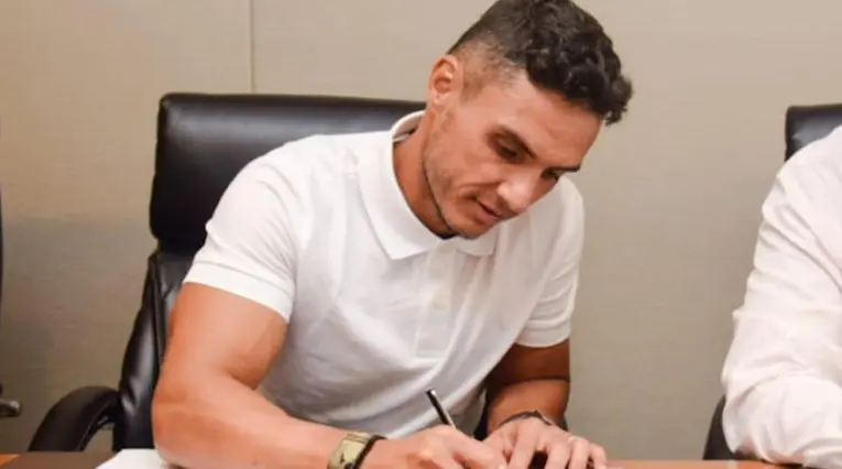 Lucas González, Argentina