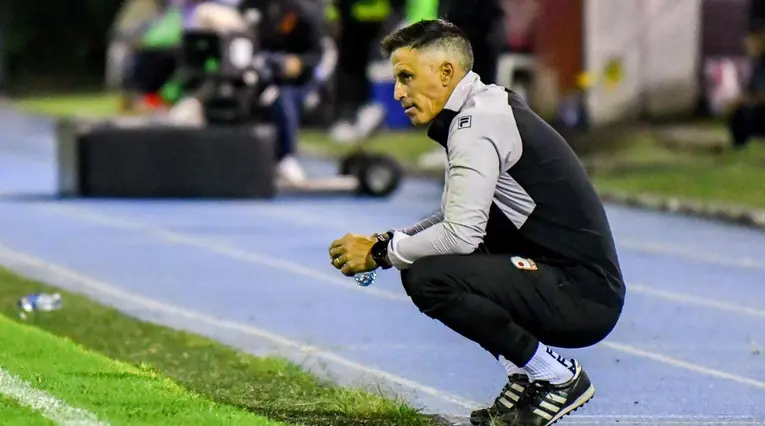 Pablo Peirano - técnico de Santa Fe