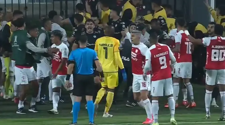 Santa Fe y Deportes Iquique en duelo por Copa Libertadores