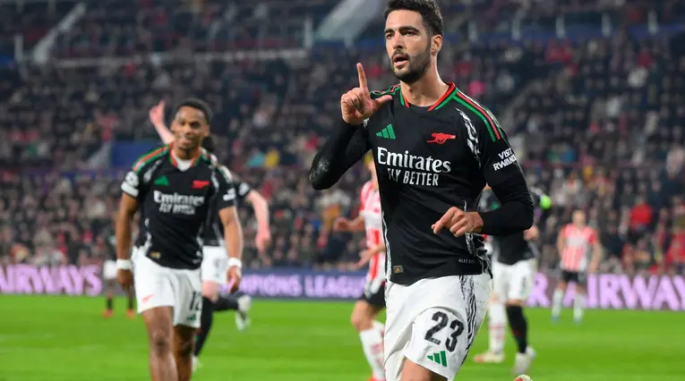 Arsenal aplastó al PSV en Champions: dura goleada en octavos de final