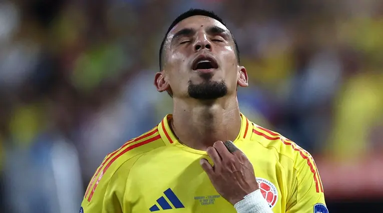Daniel Muñoz con la selección Colombia