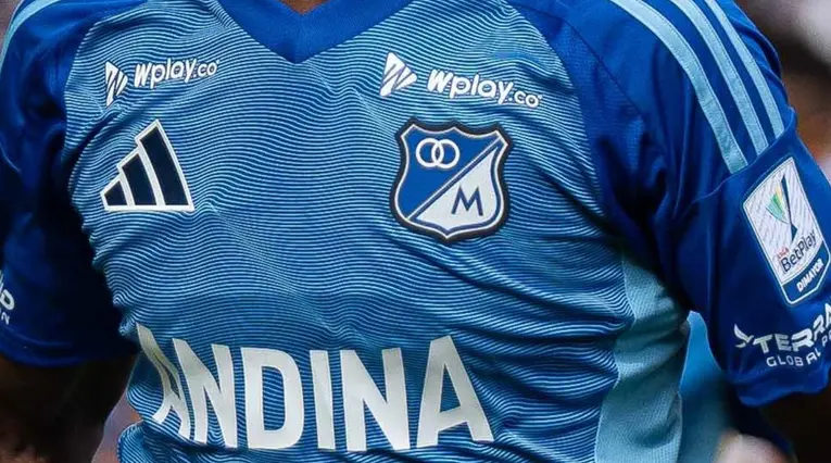 Millonarios hizo la presentación oficial de su nuevo bus