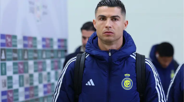 Cristiano Ronaldo podría recibir 99 latigazos si viaja con Al Nassr