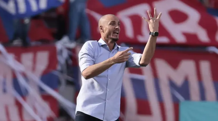 David González 