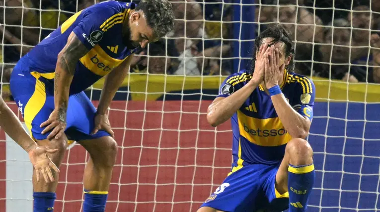 Edinson Cavani está sufriendo de "brujería"