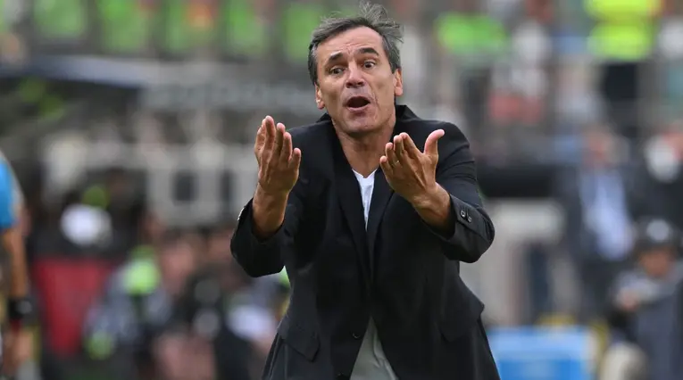 Fabián Bustos, Universitario