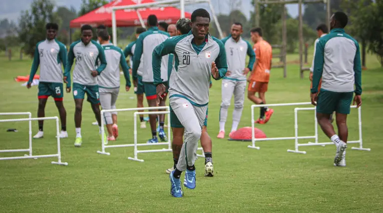 Independiente Santa Fe entrenamiento de Liga BetPlay 2025-I