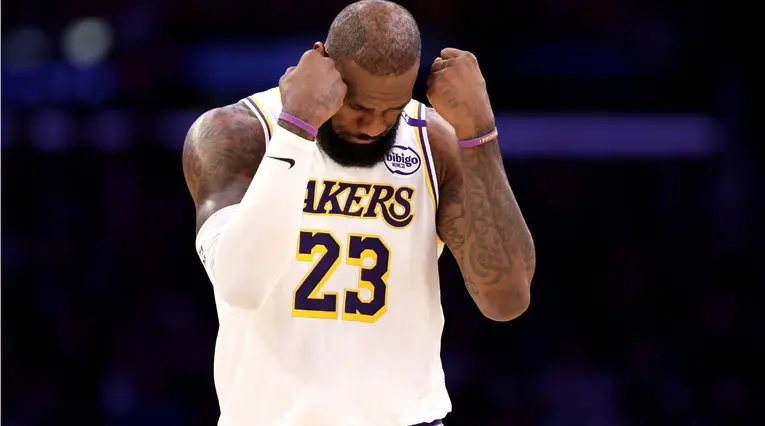LeBron James cerca de los 50.000 puntos en la NBA 