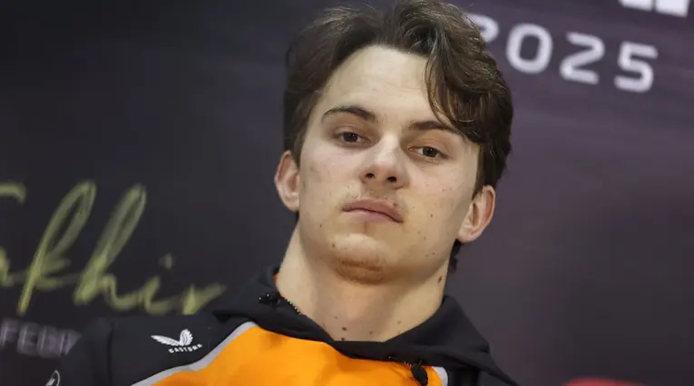 Oscar Piastri renovó con McLaren 